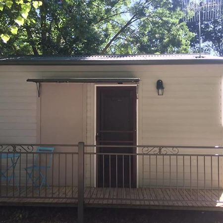 Corryong Colac Colac Caravan Park מראה חיצוני תמונה
