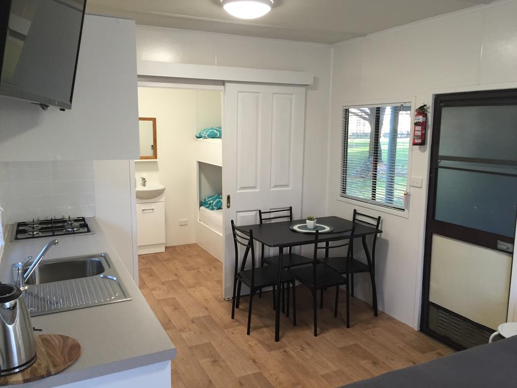 Corryong Colac Colac Caravan Park מראה חיצוני תמונה